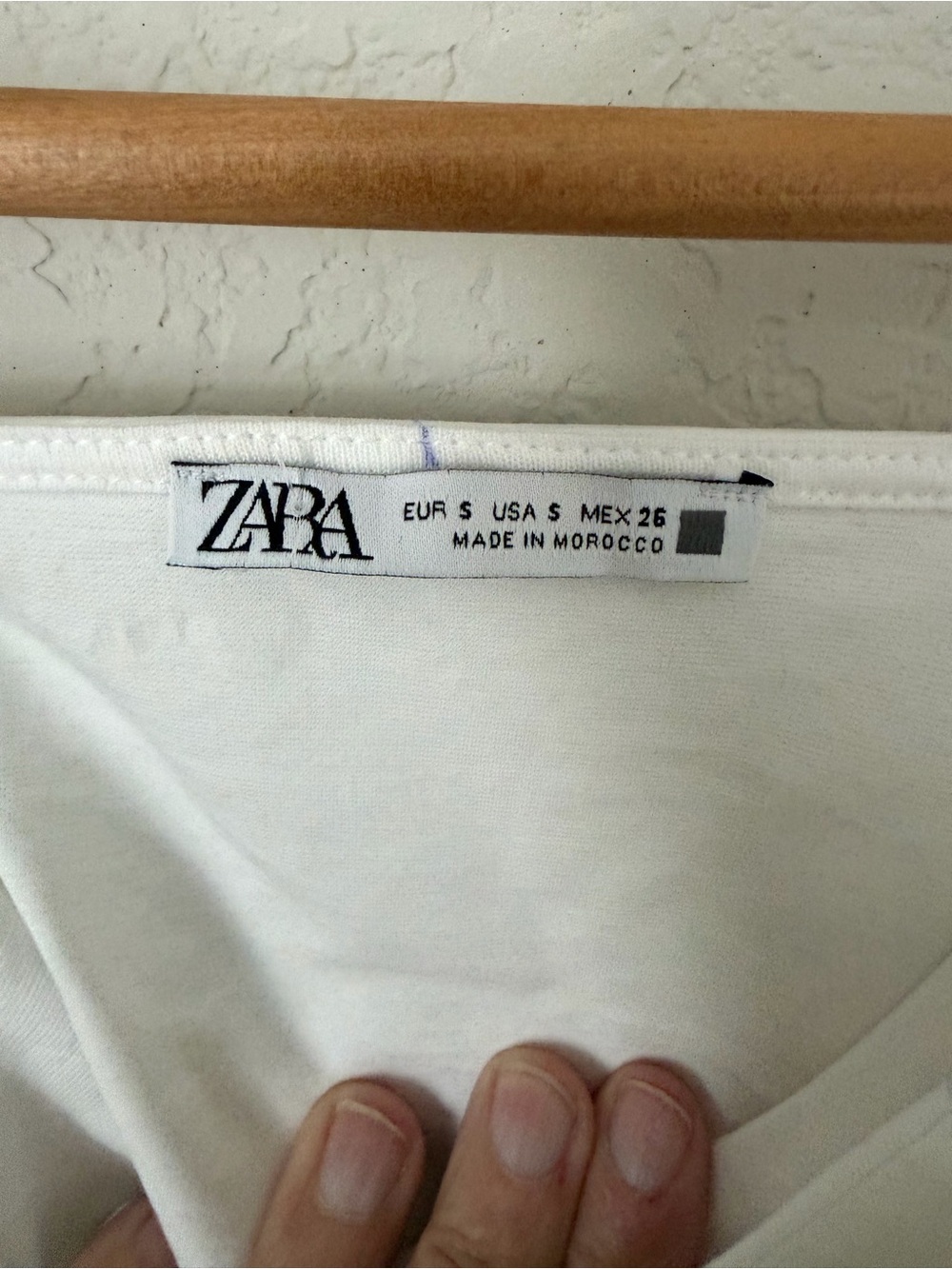 ZARA White Slim Spaghetti-Strap Camisole - Picture 5 of 7